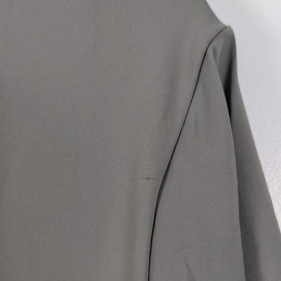 O'Neill Men's Gray Short Sleeve Rash Guard Medium - Picture 7 of 10